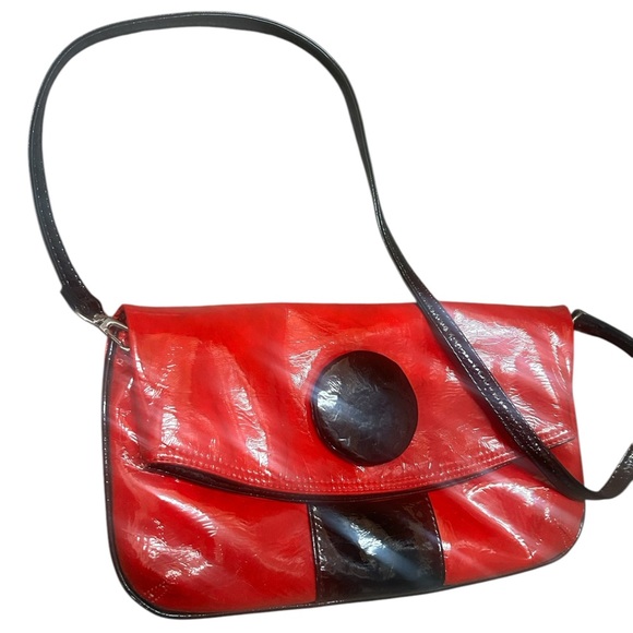 Baci used once for wedding patent Vegan leather Red and Black Shoulder Bag - Picture 1 of 13